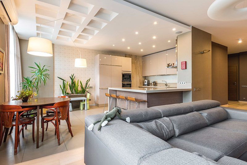 Como o layout interno pode inviabilizar futuras reformas estruturais em um apartamento? - Santos